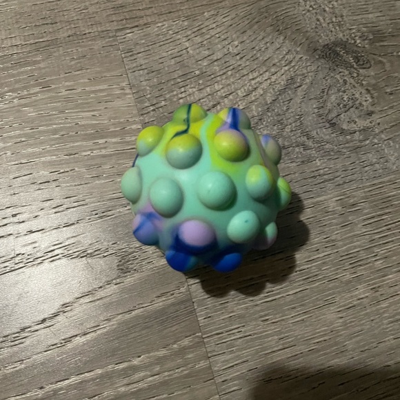 Multiple fidgets - Picture 3 of 10